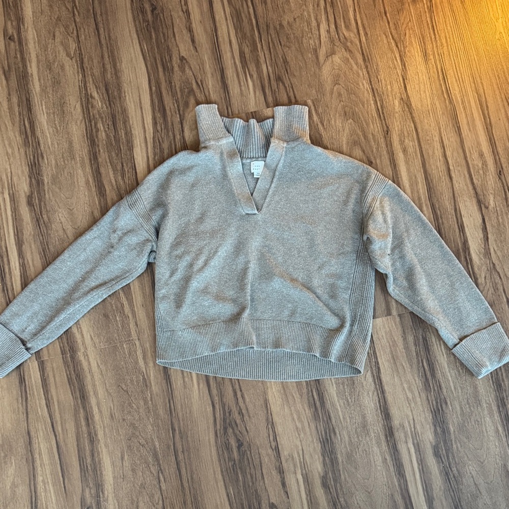 a new day Light Gray V-Neck Sweater